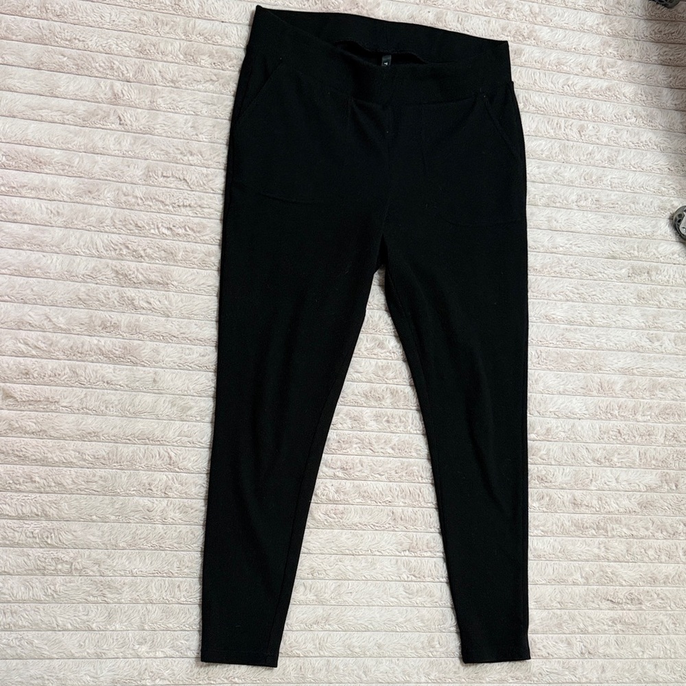 Torrid Black Ribbed Leggings with Pocket